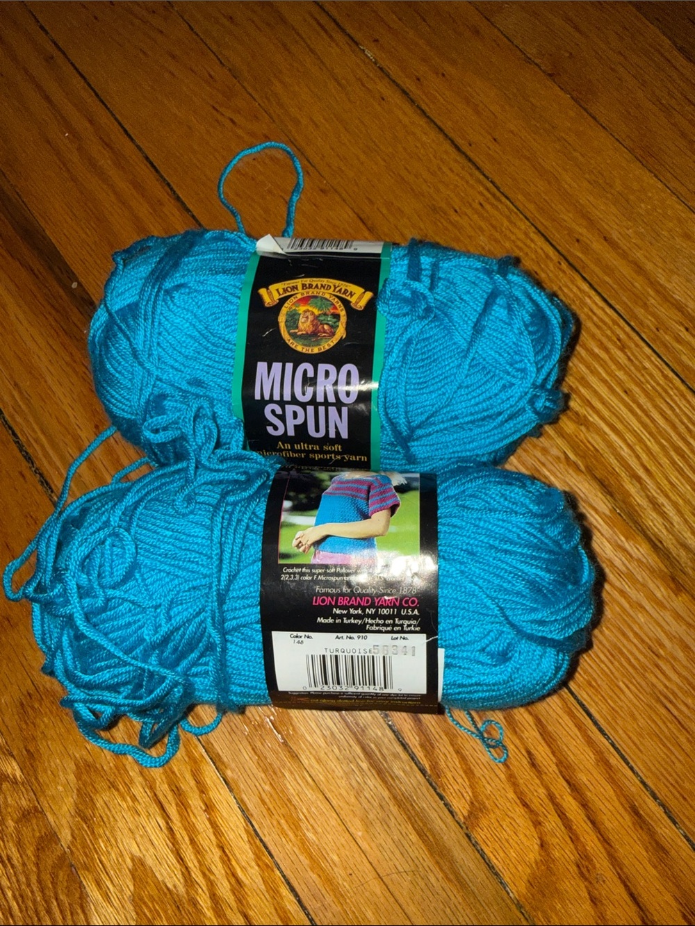 Lion Brand Micro-Spun Yarn - Bright Bkue Skeins